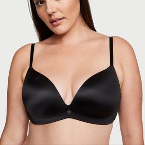 Victorias Secret Padded No Wire Pushup Bra